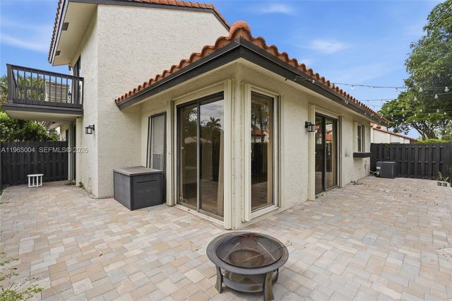 5726 Fox Hollow Drive A, Boca Raton, FL 33486