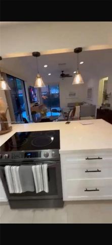5726 Fox Hollow Drive A, Boca Raton, FL 33486