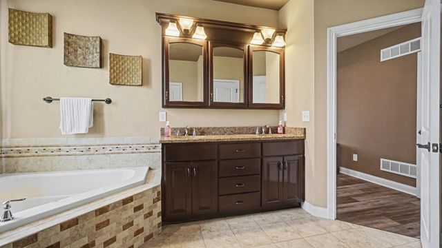 2000 Shady Lane, Crittenden, KY 41030