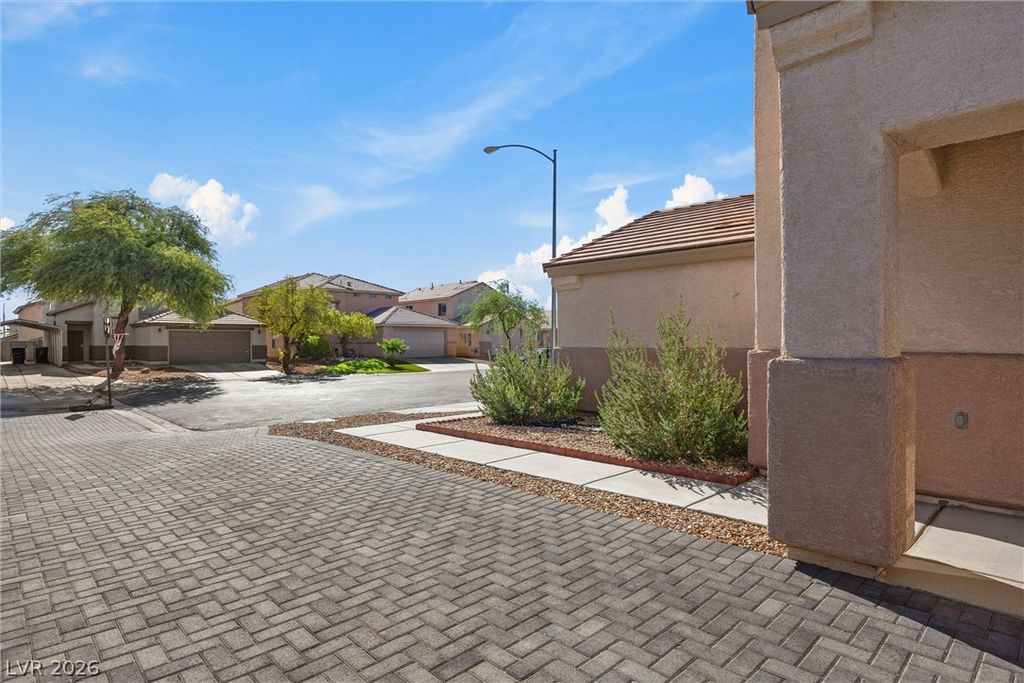 7707 Whitesboro Court, Las Vegas, NV 89139 — photo 4