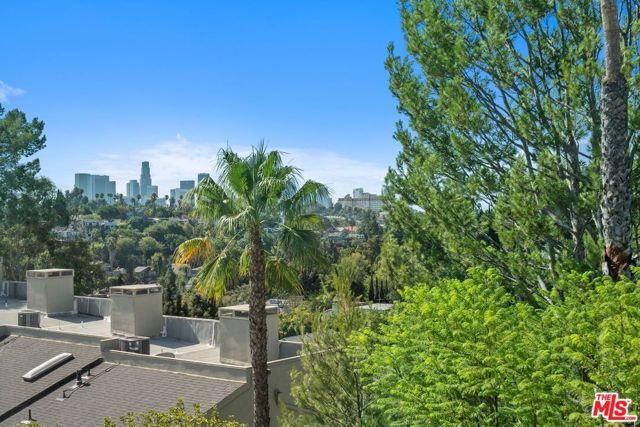 3023 BERKELEY Avenue 8, Los Angeles, CA 90026