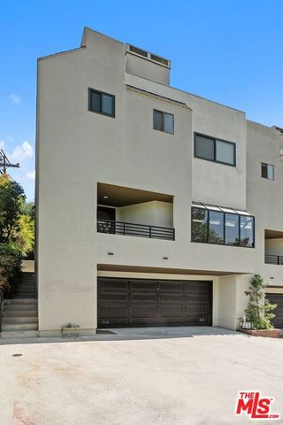 3023 BERKELEY Avenue 8, Los Angeles, CA 90026