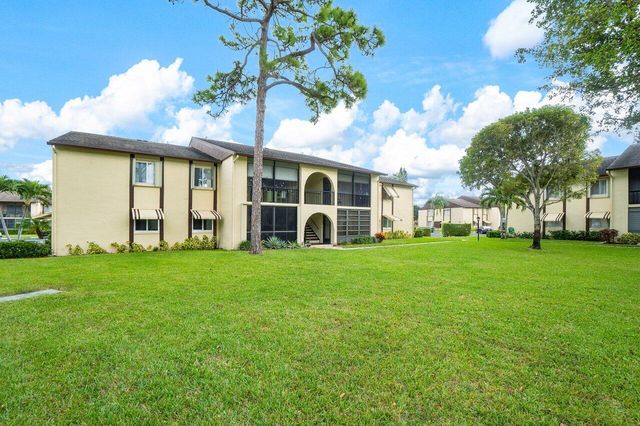 3587 LA PLAYAS B-2, Greenacres, FL 33463