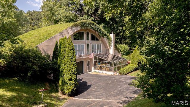 21 Charles Drive, Caseyville, IL 62232