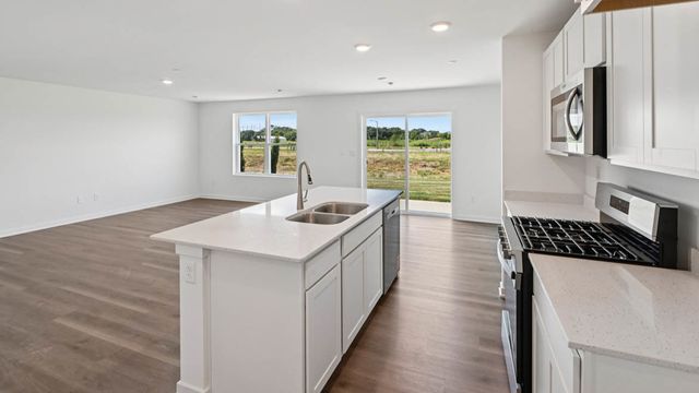 2216 Davidson Way, Yorkville, IL 60560