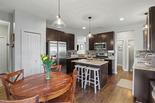 456 Vanessa Court, Saline, MI 48176