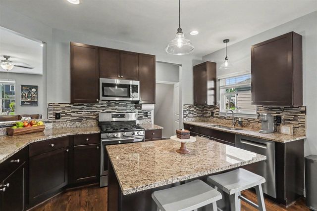 456 Vanessa Court, Saline, MI 48176