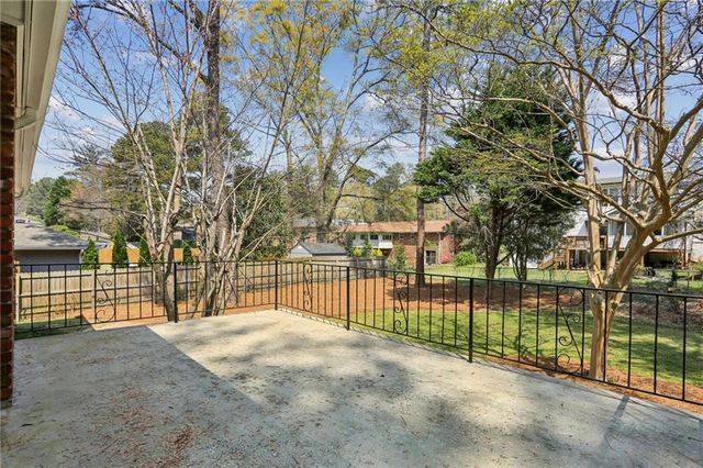 2888 Bonanza Drive, Decatur, GA 30033