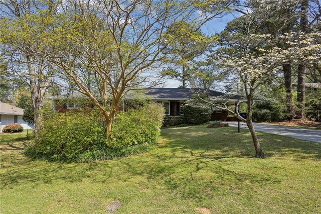 2888 Bonanza Drive, Decatur, GA 30033