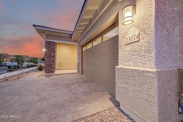 23074 E LORDS Way, Queen Creek, AZ 85142