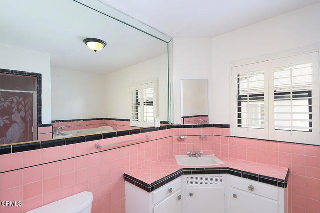 3411 S Cochran Avenue, Los Angeles, CA 90016