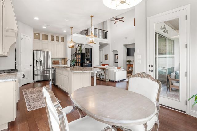 215 Vista Village CV, Austin, TX 78738