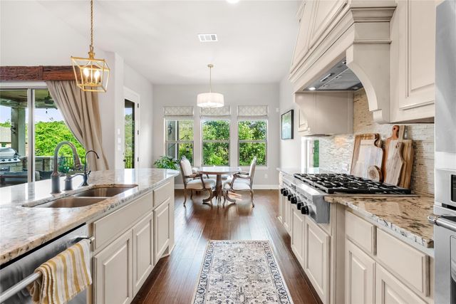 215 Vista Village CV, Austin, TX 78738