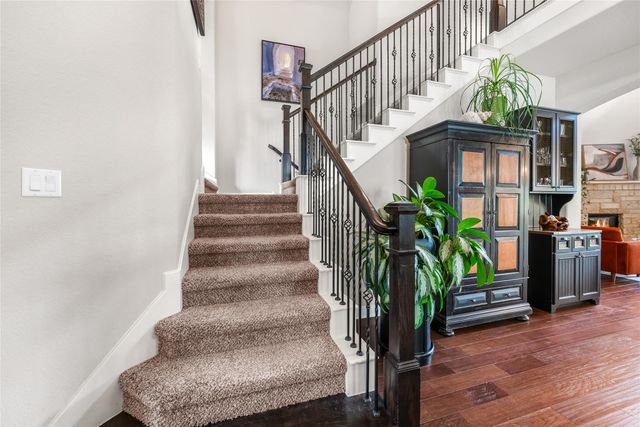 215 Vista Village CV, Austin, TX 78738