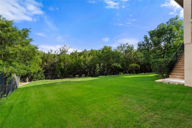 215 Vista Village CV, Austin, TX 78738