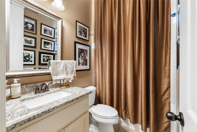 215 Vista Village CV, Austin, TX 78738