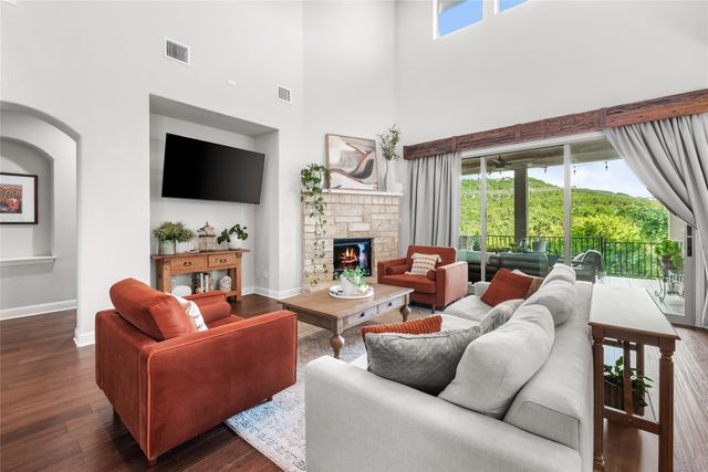 215 Vista Village CV, Austin, TX 78738