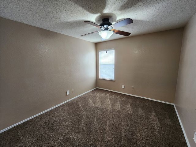 4821 Eagle Trace Drive, Fort Worth, TX 76244