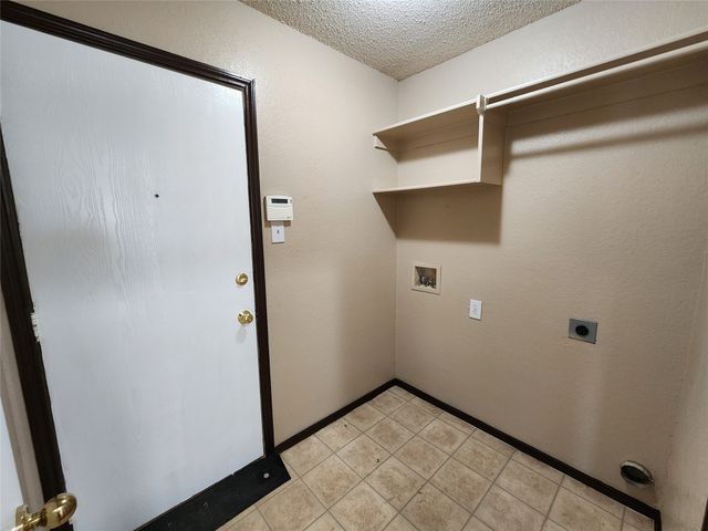 4821 Eagle Trace Drive, Fort Worth, TX 76244