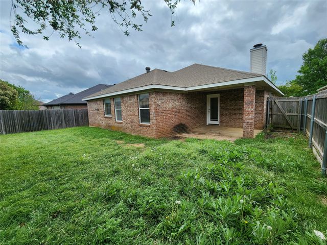 4821 Eagle Trace Drive, Fort Worth, TX 76244