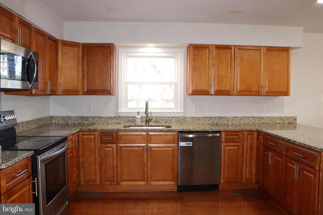 8918 BURWELL RD, Nokesville, VA 20181