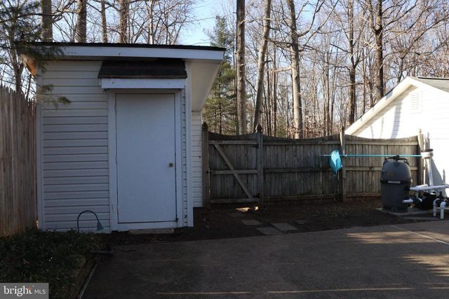 8918 BURWELL RD, Nokesville, VA 20181