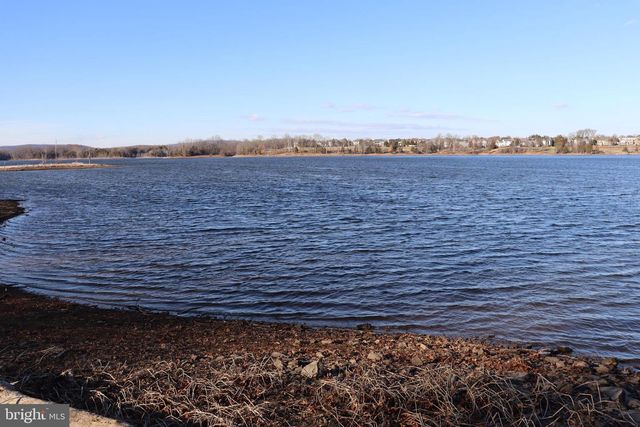 8918 BURWELL RD, Nokesville, VA 20181