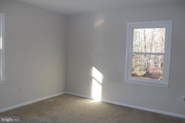 8918 BURWELL RD, Nokesville, VA 20181