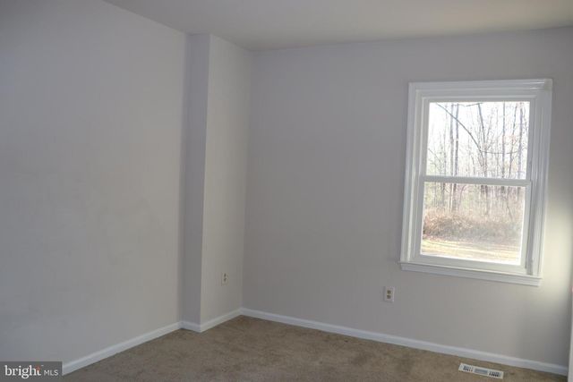 8918 BURWELL RD, Nokesville, VA 20181