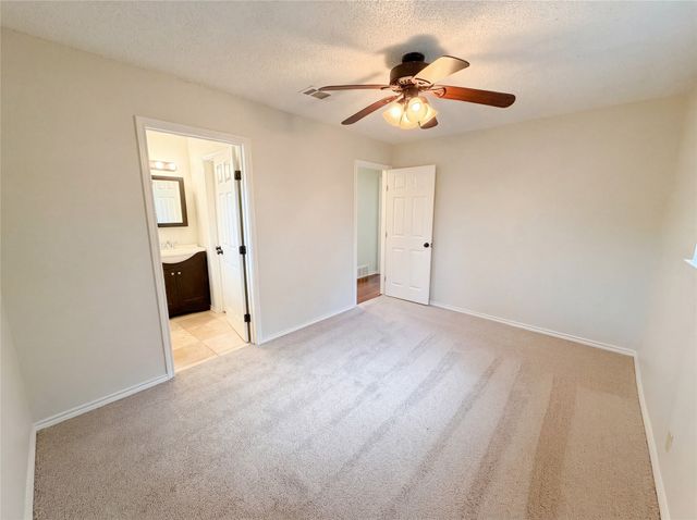 1023 N Lucas Drive, Grapevine, TX 76051