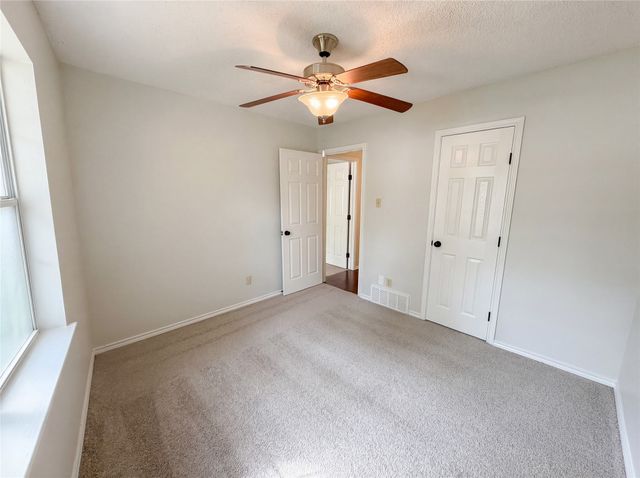 1023 N Lucas Drive, Grapevine, TX 76051