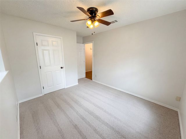 1023 N Lucas Drive, Grapevine, TX 76051