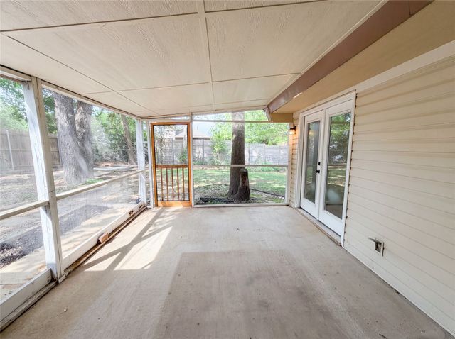 1023 N Lucas Drive, Grapevine, TX 76051