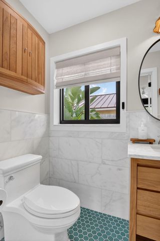 450 SW 12th Terrace, Boca Raton, FL 33486