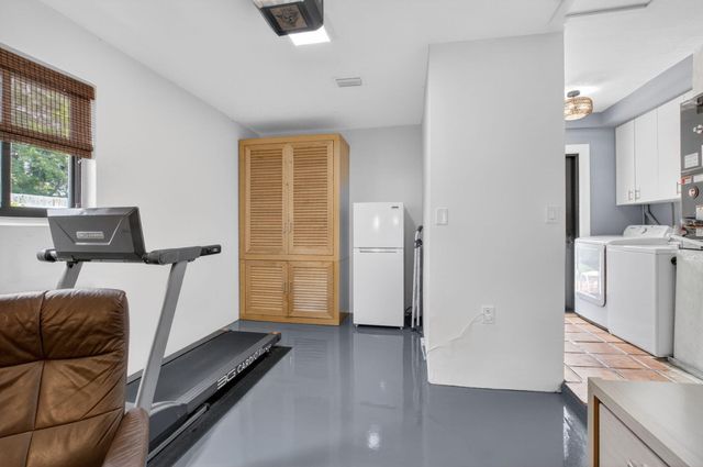 450 SW 12th Terrace, Boca Raton, FL 33486