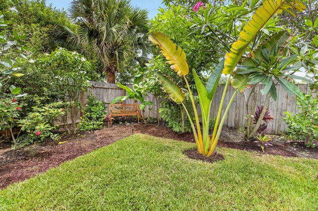 450 SW 12th Terrace, Boca Raton, FL 33486