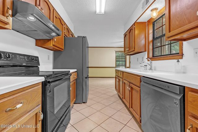 6728 Persimmon Cove, Olive Branch, MS 38654