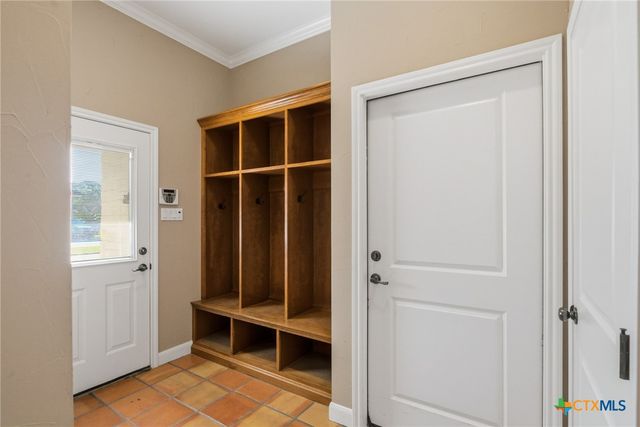 106 Pebble Brook, Victoria, TX 77904