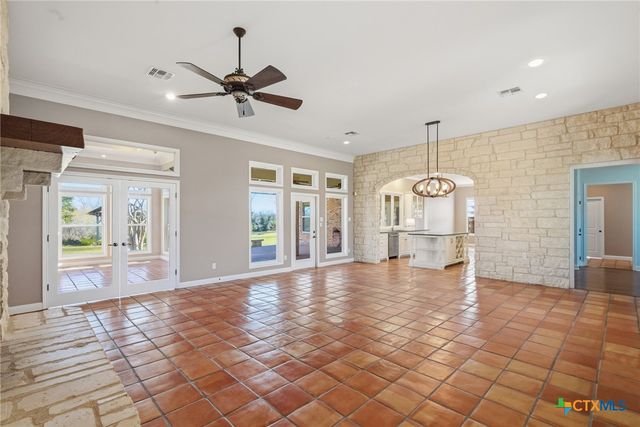 106 Pebble Brook, Victoria, TX 77904