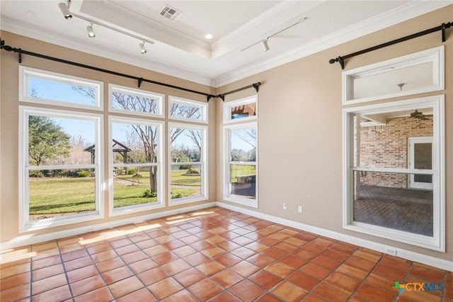 106 Pebble Brook, Victoria, TX 77904