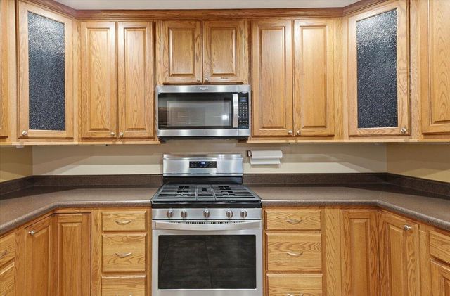 409 OAKLAND Avenue, Council Bluffs, IA 51503