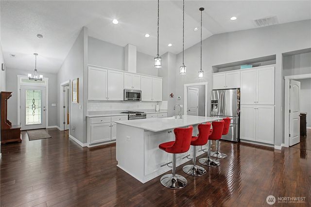 272 Trout Lakes Road, Castle Rock, WA 98611