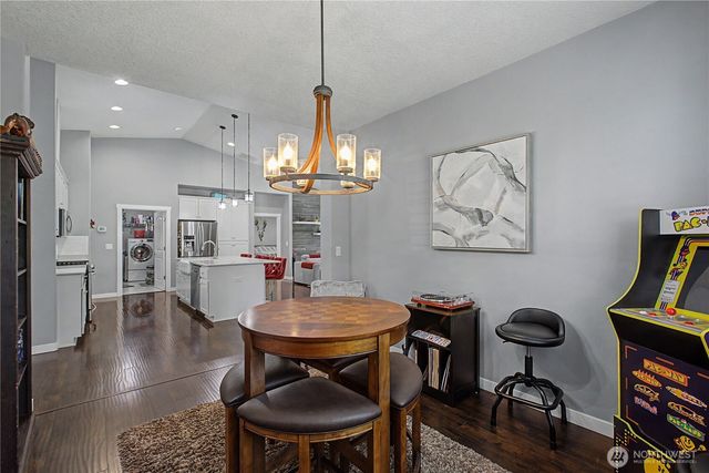 272 Trout Lakes Road, Castle Rock, WA 98611