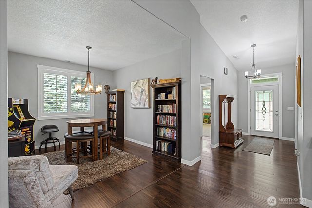 272 Trout Lakes Road, Castle Rock, WA 98611