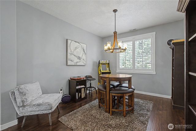 272 Trout Lakes Road, Castle Rock, WA 98611