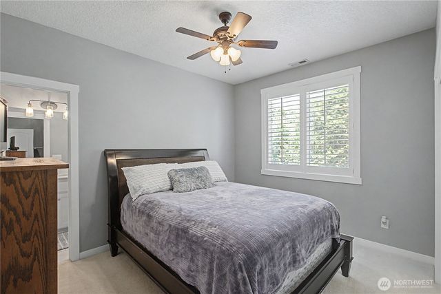 272 Trout Lakes Road, Castle Rock, WA 98611