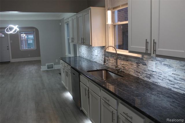 16796 Turner, Detroit, MI 48221