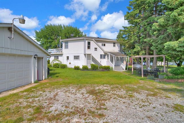 4308 N Grandview Beach Drive, Deckerville, MI 48427