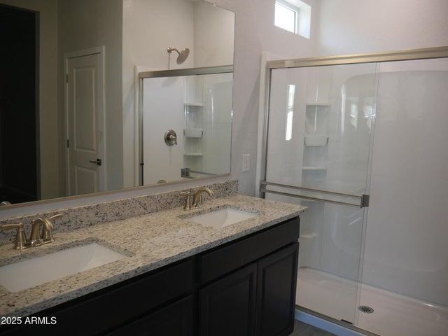 18156 W Daley Lane, Surprise, AZ 85387