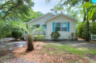 813 Elizabeth Drive, Oak Island, NC 28465